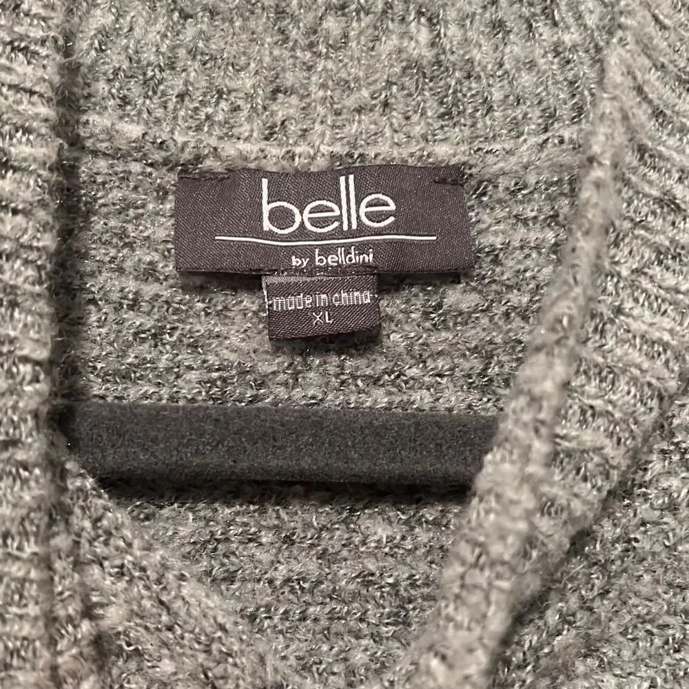 Sweater - Picture 3 of 5